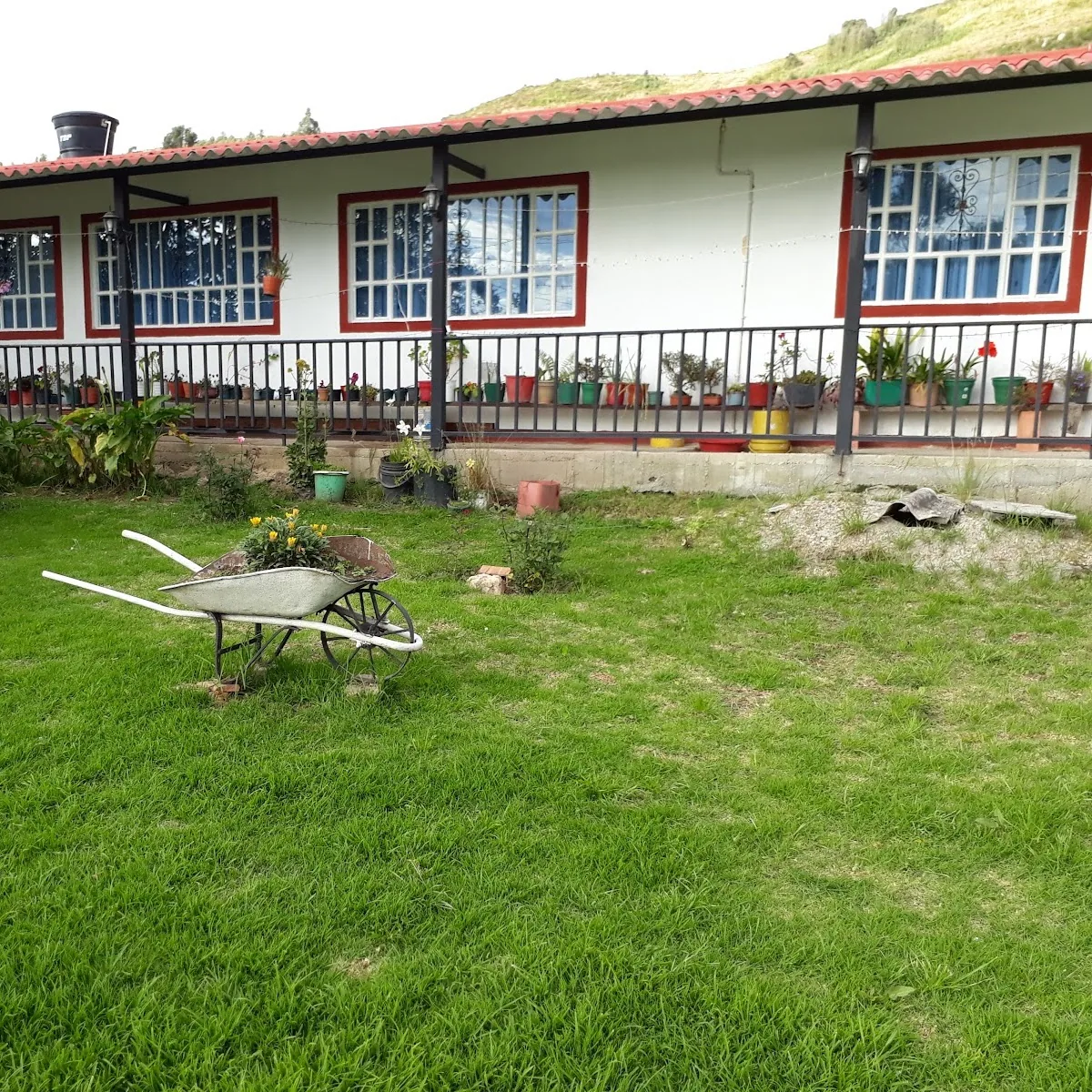 Punos Club — Cll 8 #5-128 Chacua, Sibatu00e9, Cundinamarca, Colombia