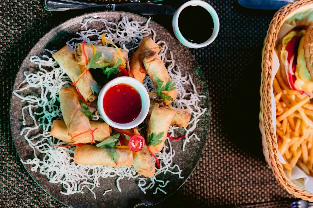 Scores sport bar and restaurant gallery 3