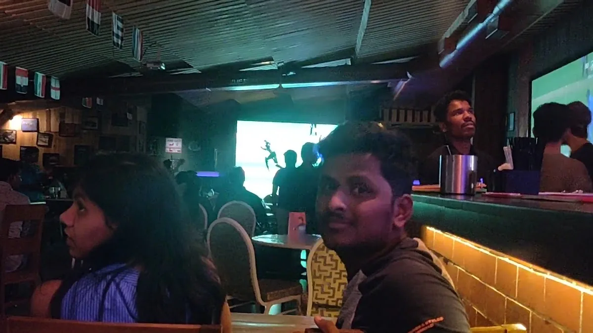 Xtreme Sports Bar & Grill gallery 2