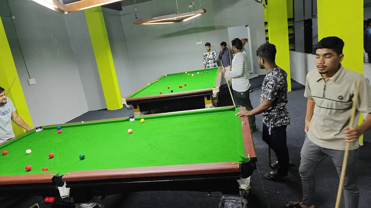 Qbit Sports Club & Snooker Lounge gallery 2