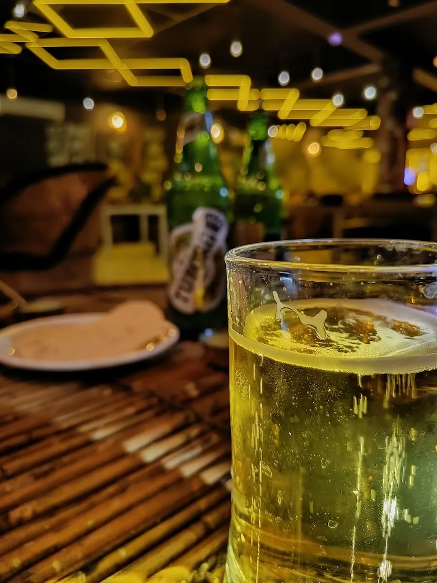 Club Old Barrel – Kitchen & Sports Bar gallery 2