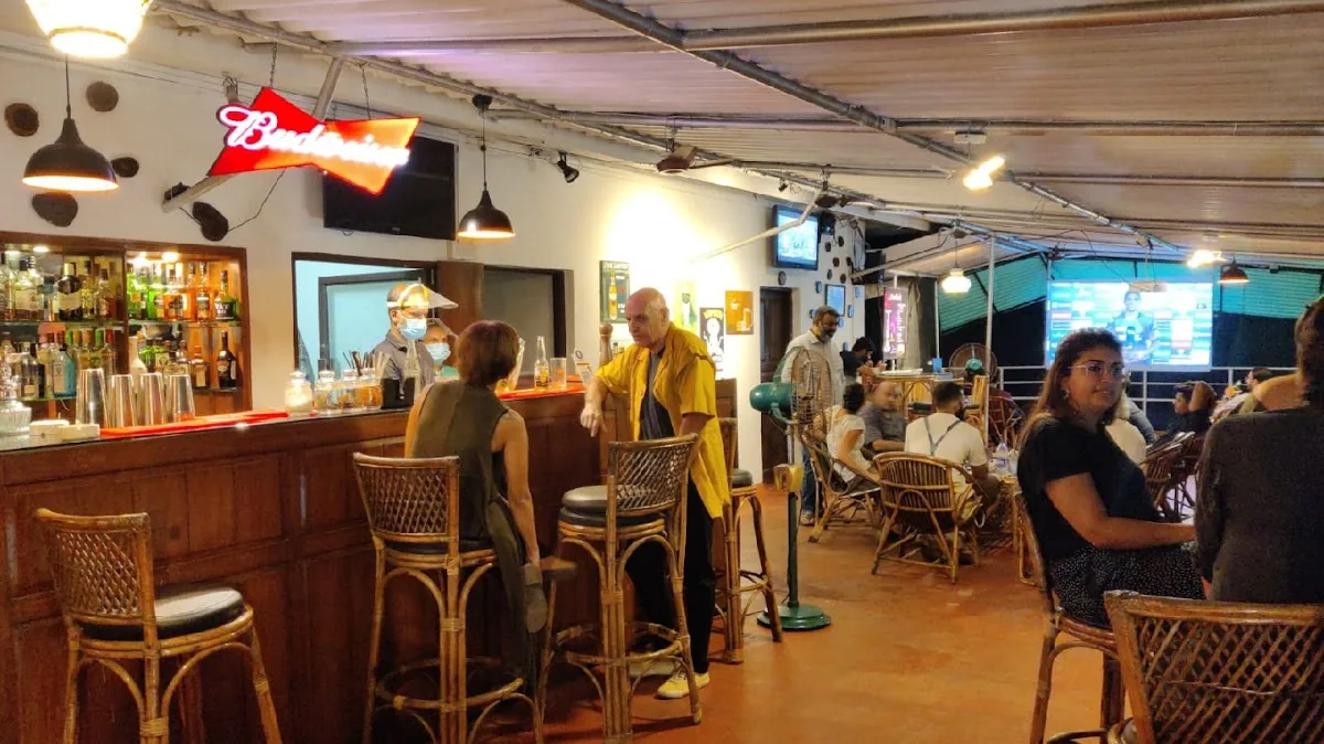 Roof Top Lounge gallery 2