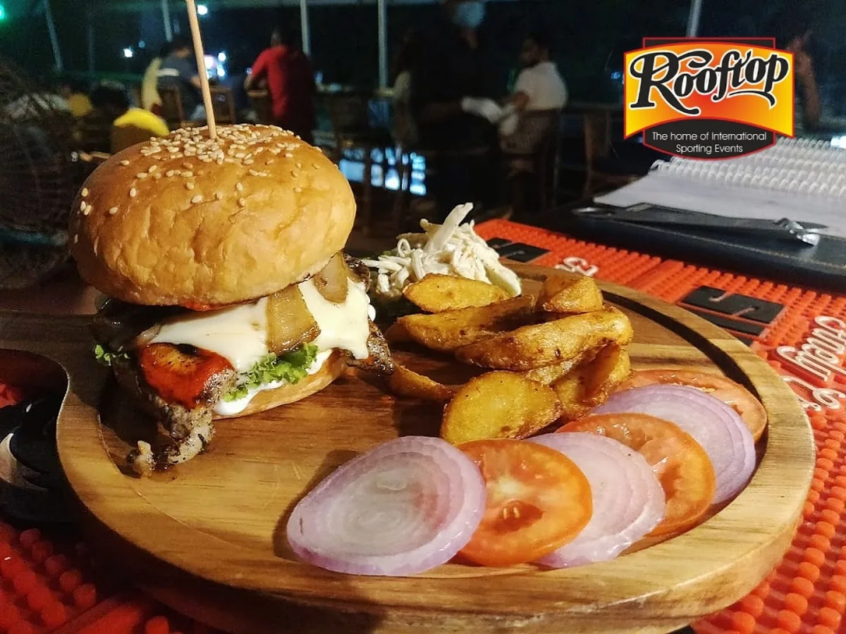 Roof Top Lounge gallery 3