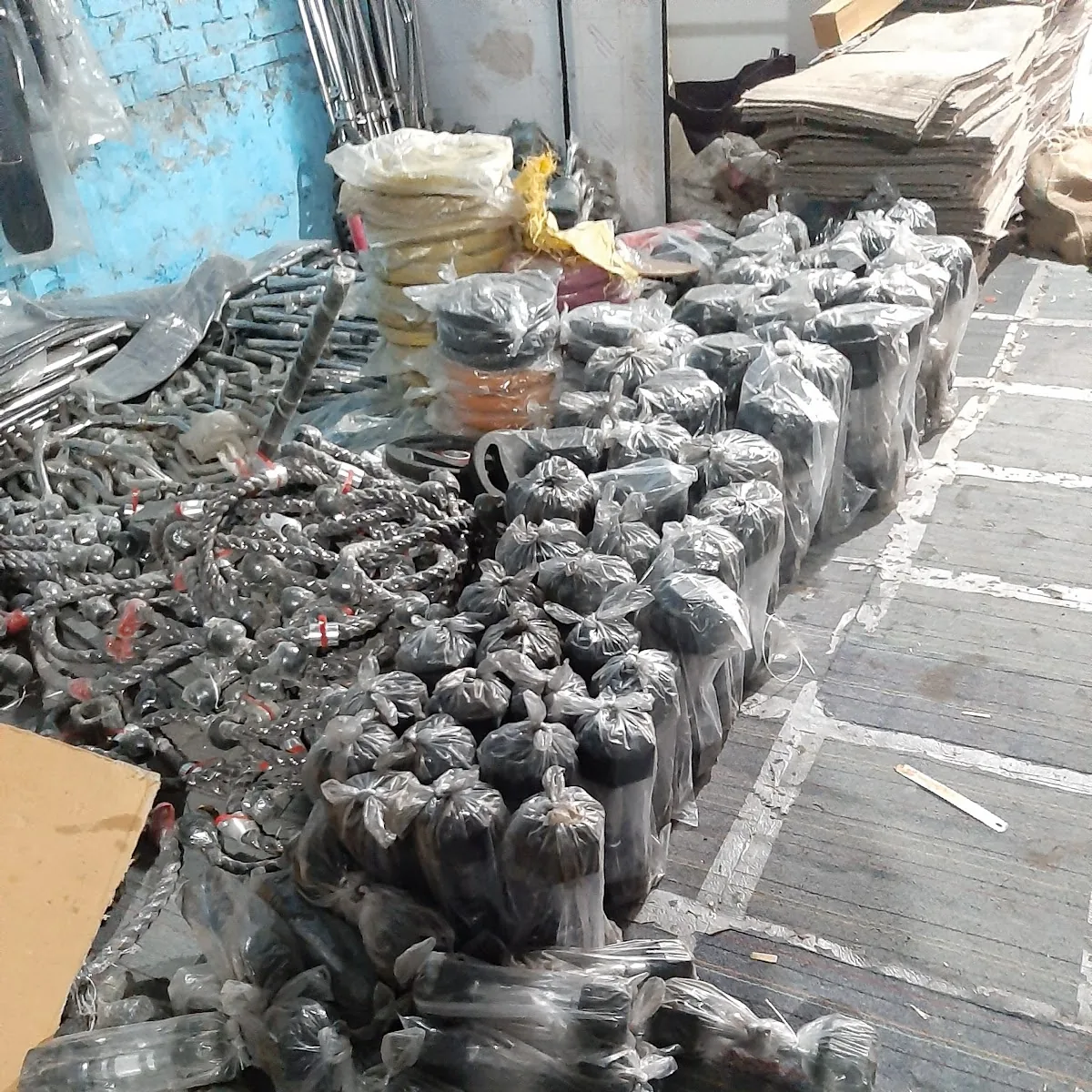 The Royal Sports Treader — near tower, Humayun Nagar, Meerut, Uttar Pradesh 250001, India