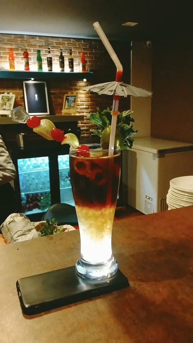 KURAL’S SPORTS BAR & FINE DINE gallery 3