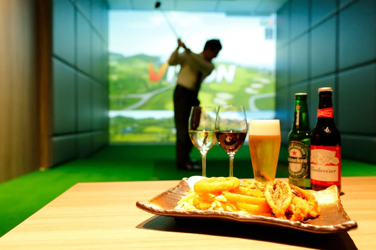 The Park Bar gallery 3