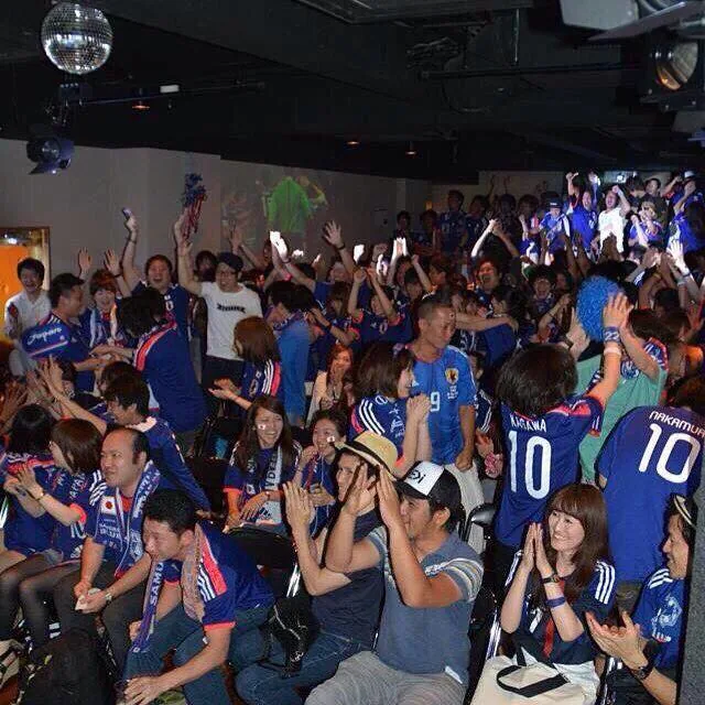 スポーツバー リボルバー gallery 2