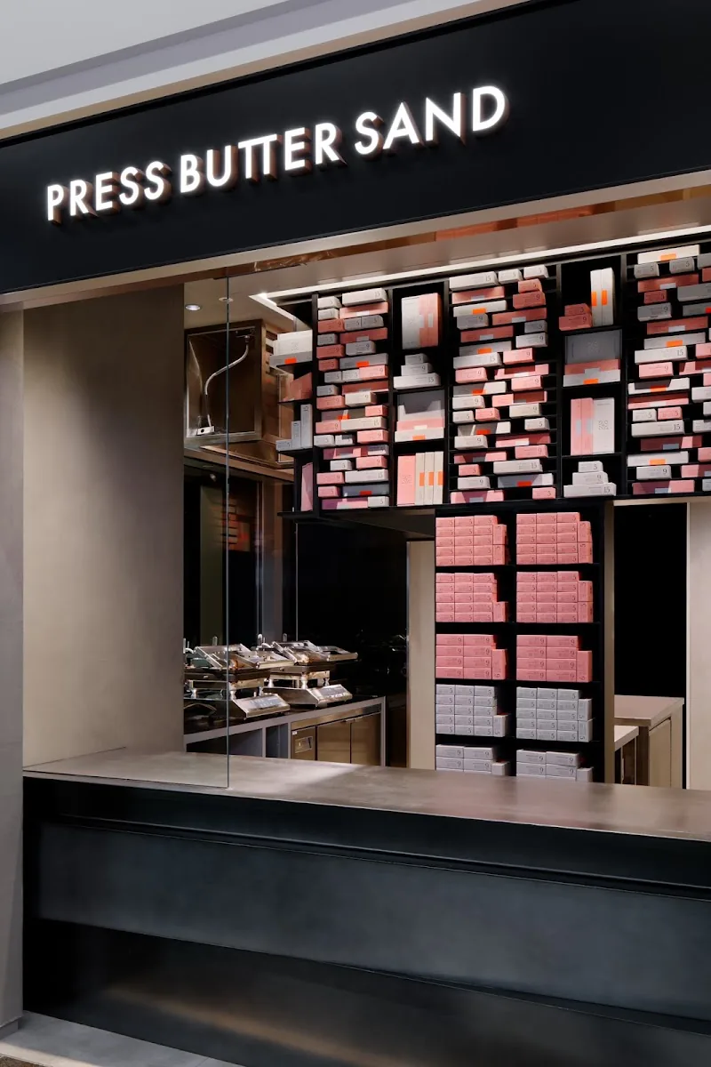 SAND. — Japan, u3012812-0011 Fukuoka, Hakata Ward, Hakata Ekimae, 1 Chomeu22123u221222 u304bu304du5584u30d3u30eb B1uff26