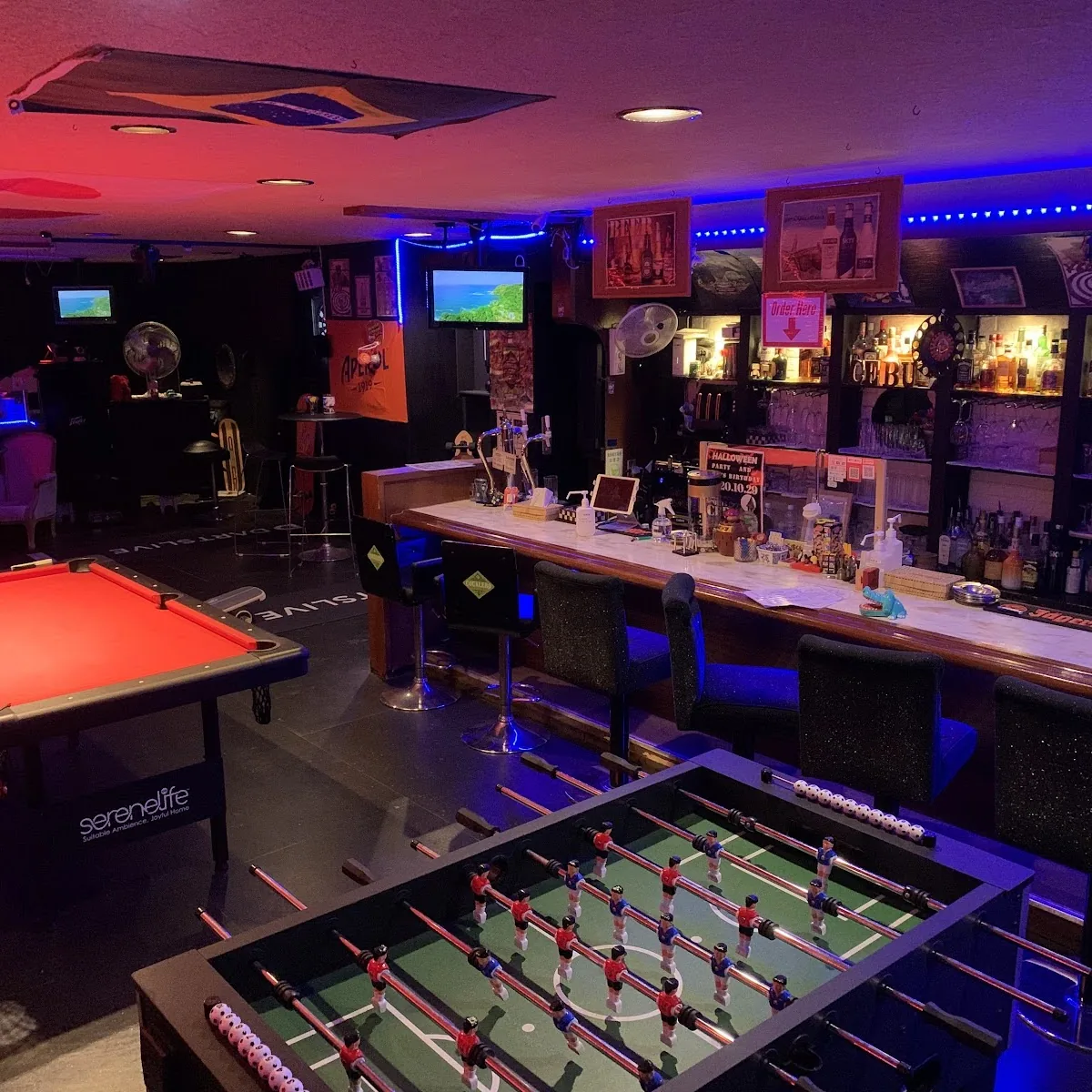 Entertainment Sports Bar CEBU — Japan, u3012670-0905 Hyogo, Himeji, Uomachi, 70 u59ebu8defu30b7u30c6u30a3u30fcu30d3u30eb 5F