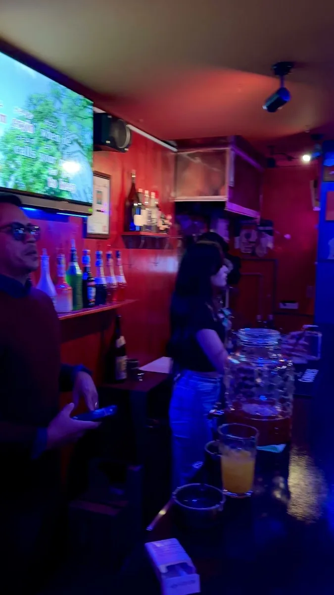 BAR 龍 gallery 2