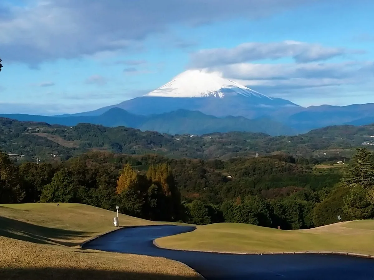 GOLF LOUNGE TAKA gallery 2