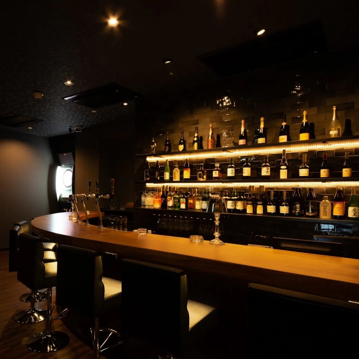 DPGOLF‐ディーピーゴルフ‐ SMOKING LOUNGE — Japan, u3012730-0031 Hiroshima, Naka Ward, Kamiyacho, 1 Chomeu22124u22125 u30a2u30a6u30ebu30b9u30bfu30a4u30ebu7d19u5c4bu753a 2F u30d3u30eb