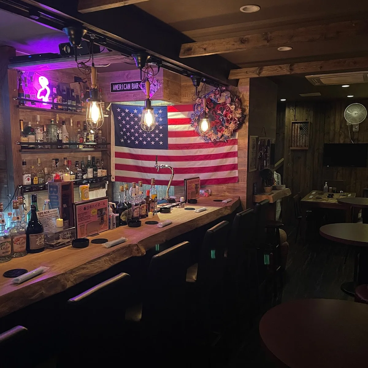 BAR absurd gallery 2