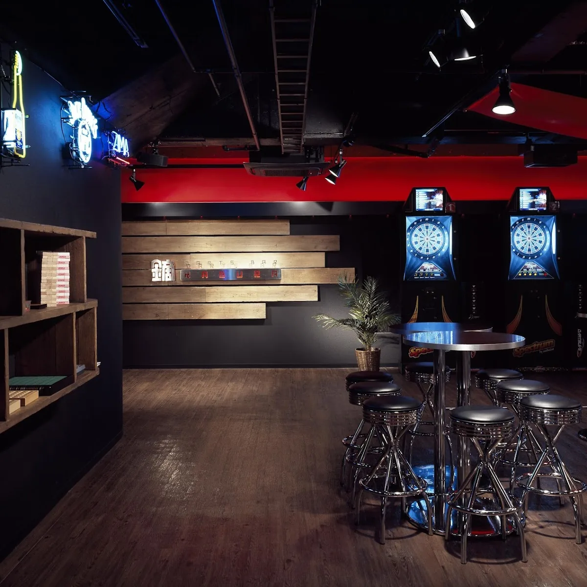 ダーツバーKABURA 小倉店 — Japan, u3012802-0006 Fukuoka, Kitakyushu, Kokurakita Ward, Uomachi, 1 Chomeu22124u22121 SABOu30d3u30eb 8F