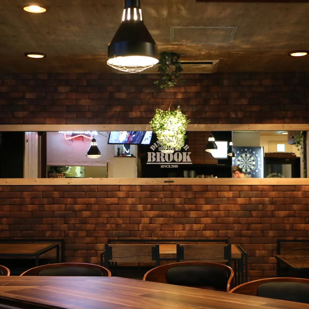 DINING BAR THE BROOK すすきの店 — Japan, u3012064-0804 Hokkaido, Sapporo, Chuo Ward, Minami 4 Jonishi, 5 Chomeu2212uff14 u30b7u30e3u30f3u30bcu30eau30bcu30d3u30eb uff16u968e