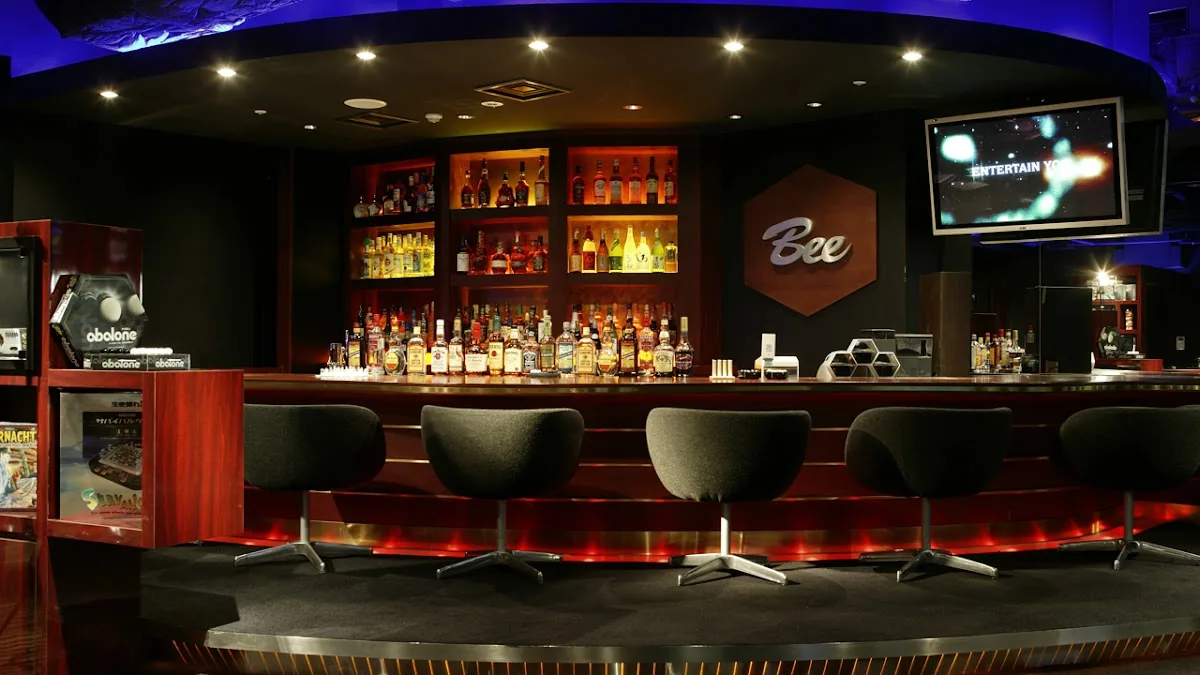 ダイニングダーツバーBee 江坂店 gallery 2