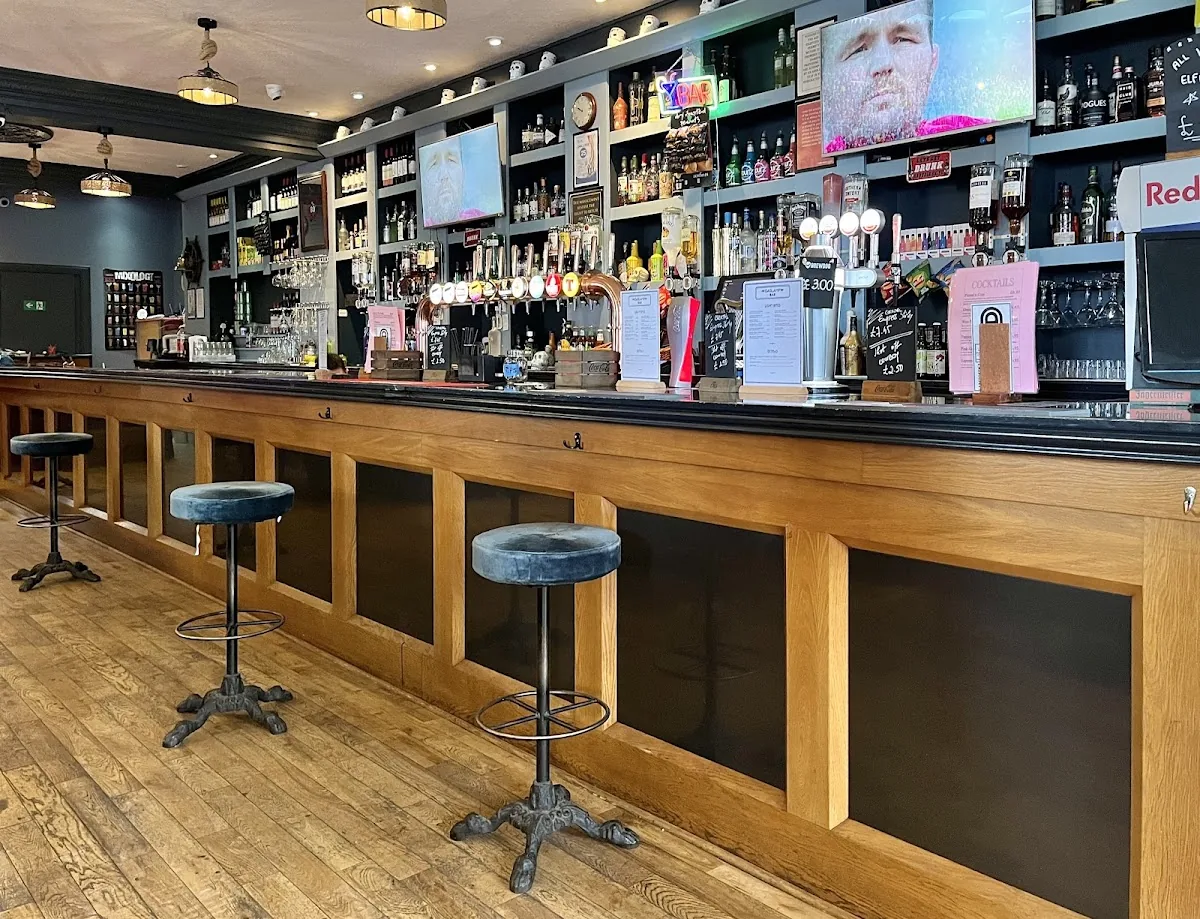 The GasLamp Bar — 42-44 Market St, Aberdeen AB11 5PL, United Kingdom