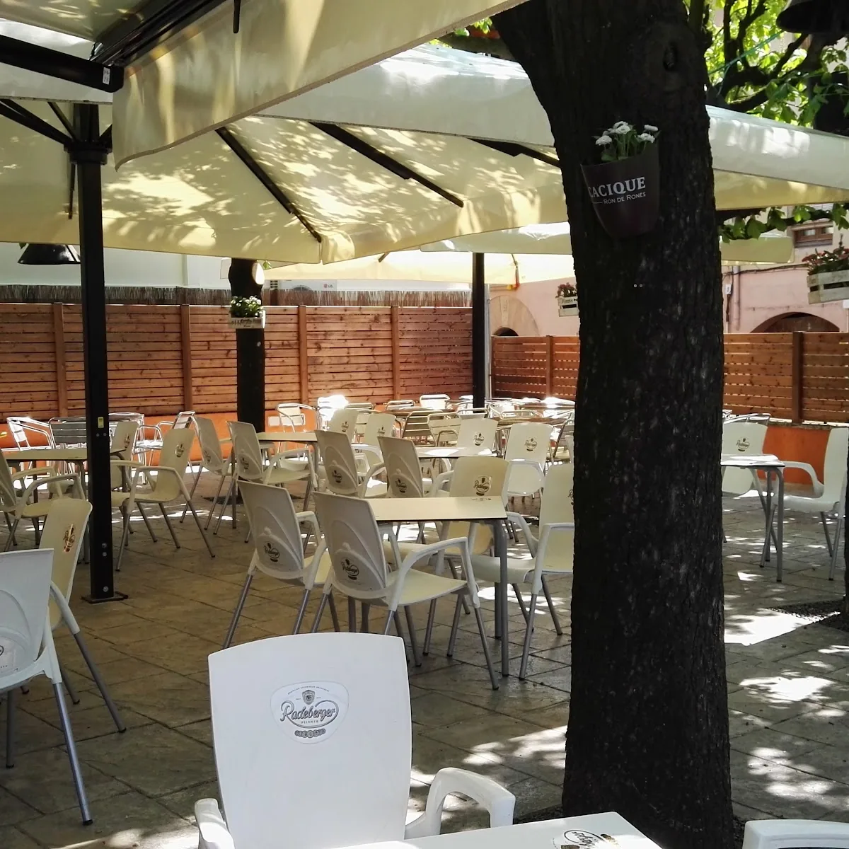 La Terrassa,Bar — Carrer de, Carrer Mossu00e8n Cinto Verdaguer, 2, 08591 Aiguafreda, Barcelona, Spain