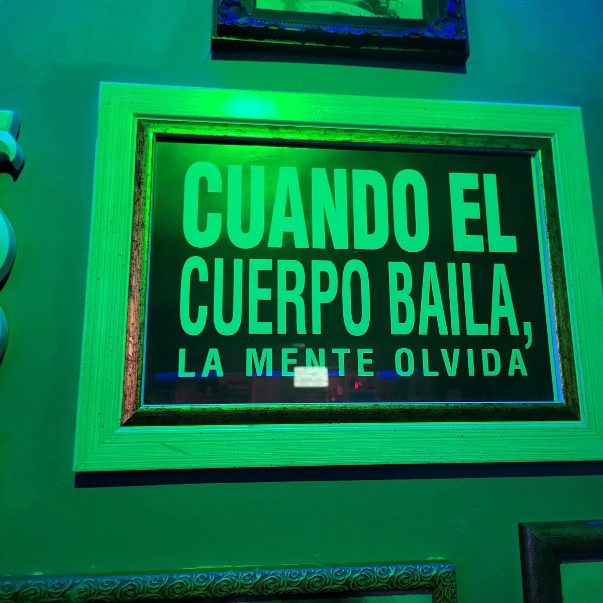 Pub Sixties Algeciras — Calle Trafalgar, 4, 11201 Algeciras, Cu00e1diz, Spain