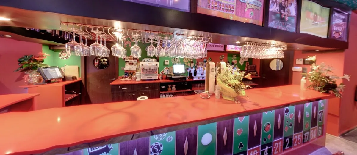 Galera salons de joc El Palamó gallery 2