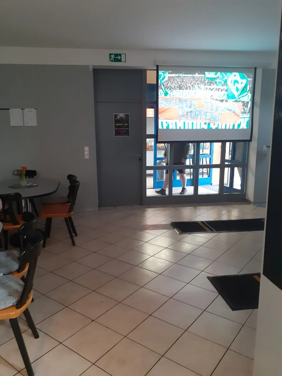 Nico’s Sportsbar gallery 2