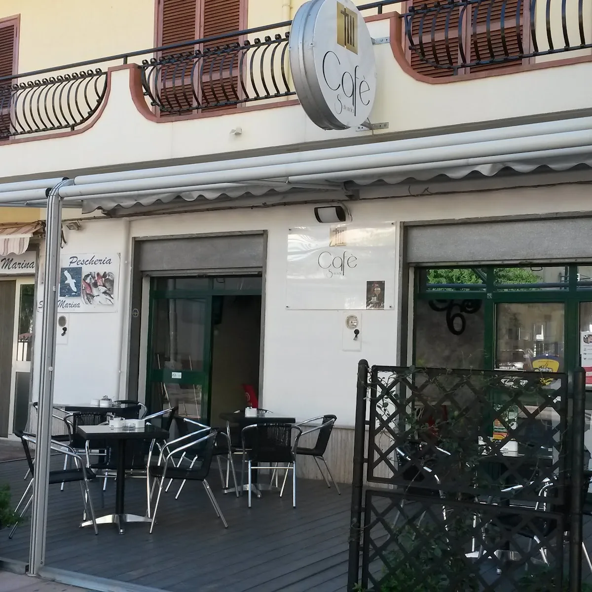 Cafè 711 — Viale Lagaria, 4, 87071 Marina di Amendolara CS, Italy