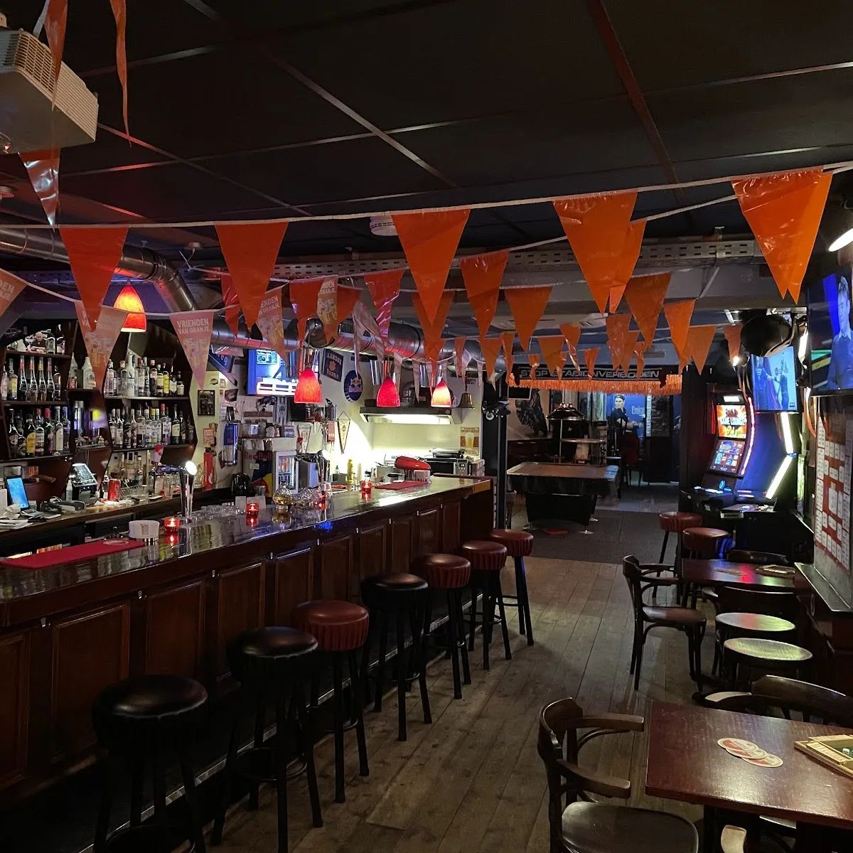 Sportcafé de Dissel — Hamseweg 34, 3828 AD Hoogland, Netherlands