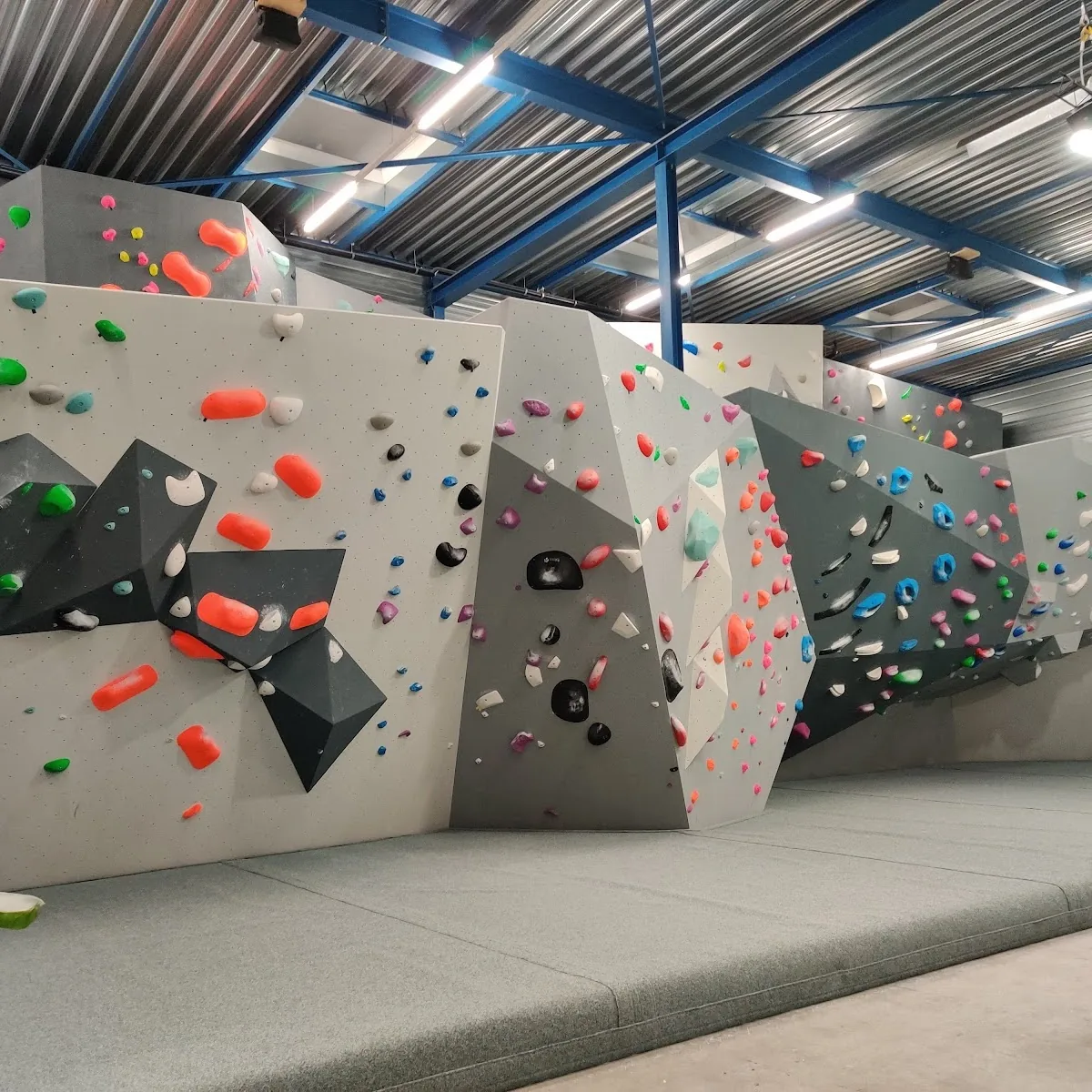 Kei Boulderhal De Hoef — Databankweg 12K, 3821 AL Amersfoort, Netherlands