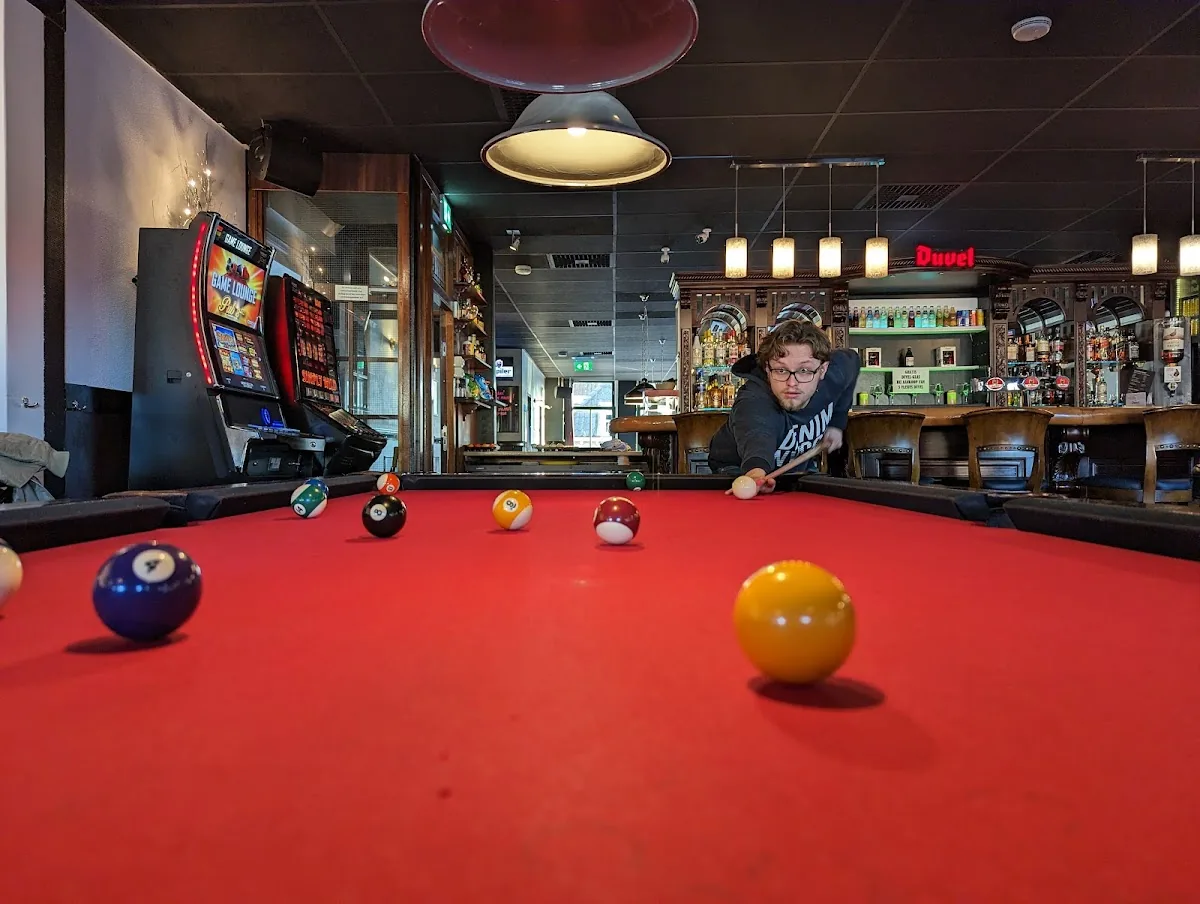 Pool & Lounge Café The Break gallery 3