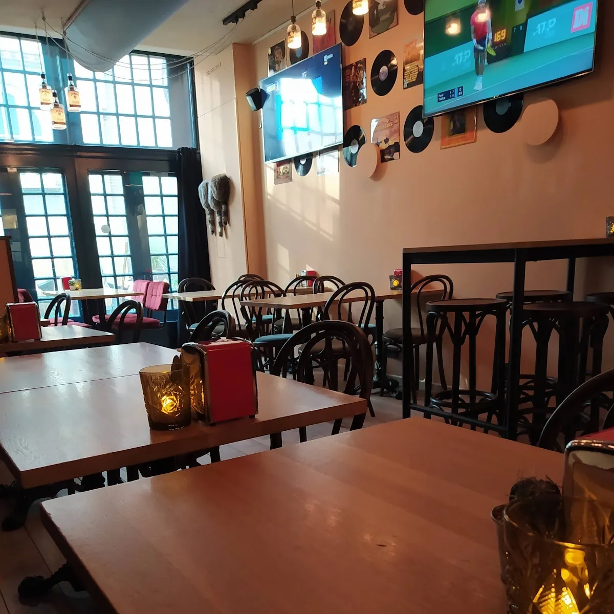 Jack’s BBQ Shack | BBQ Restaurant Amsterdam | Sportsbar Amsterdam — Raamstraat 27, 1016 XL Amsterdam, Netherlands