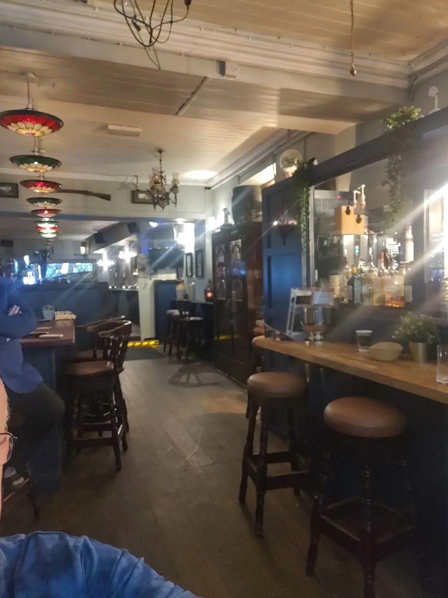 Cosgroves Sports Bar gallery 3