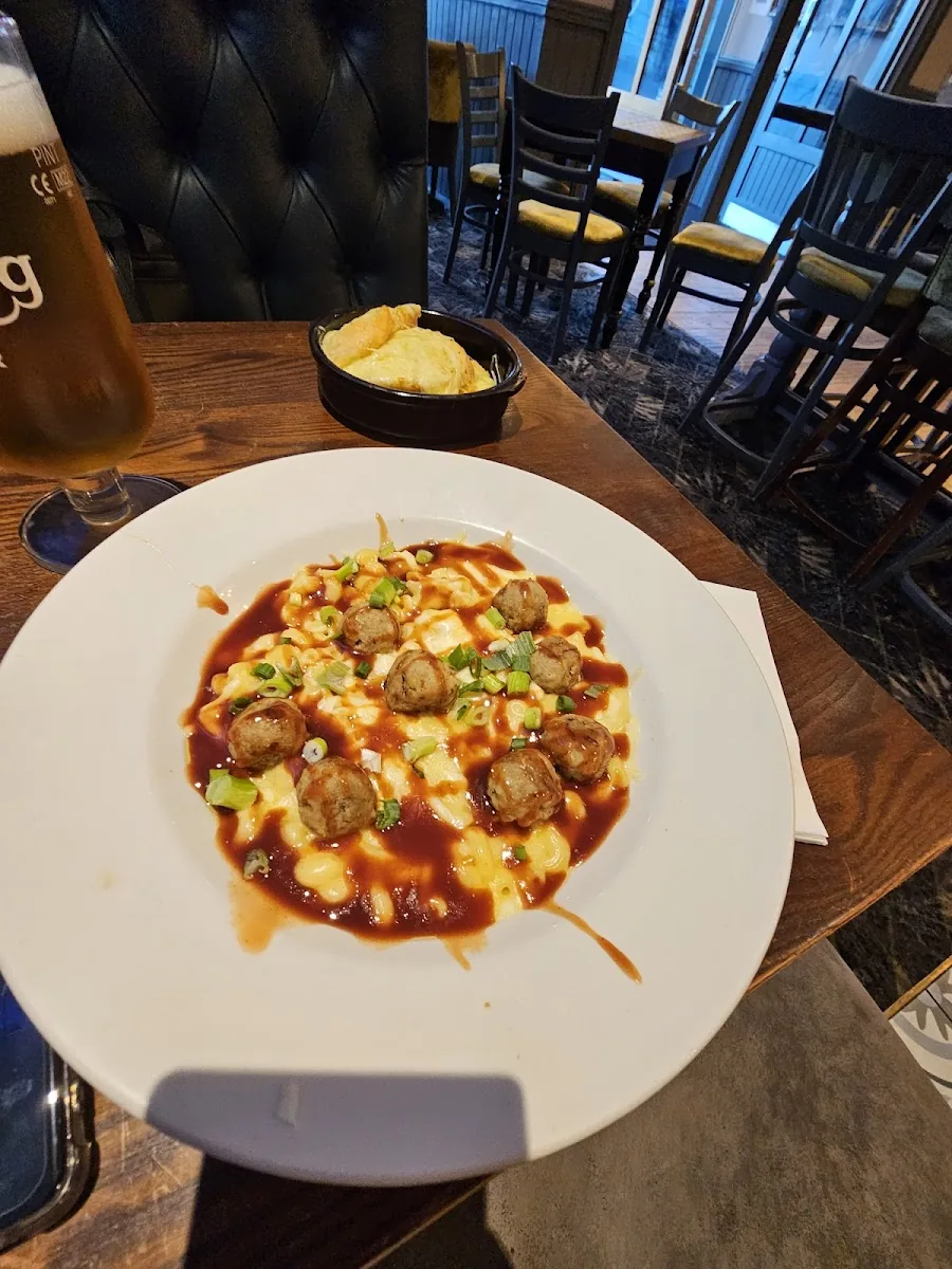 The Redbridge gallery 2