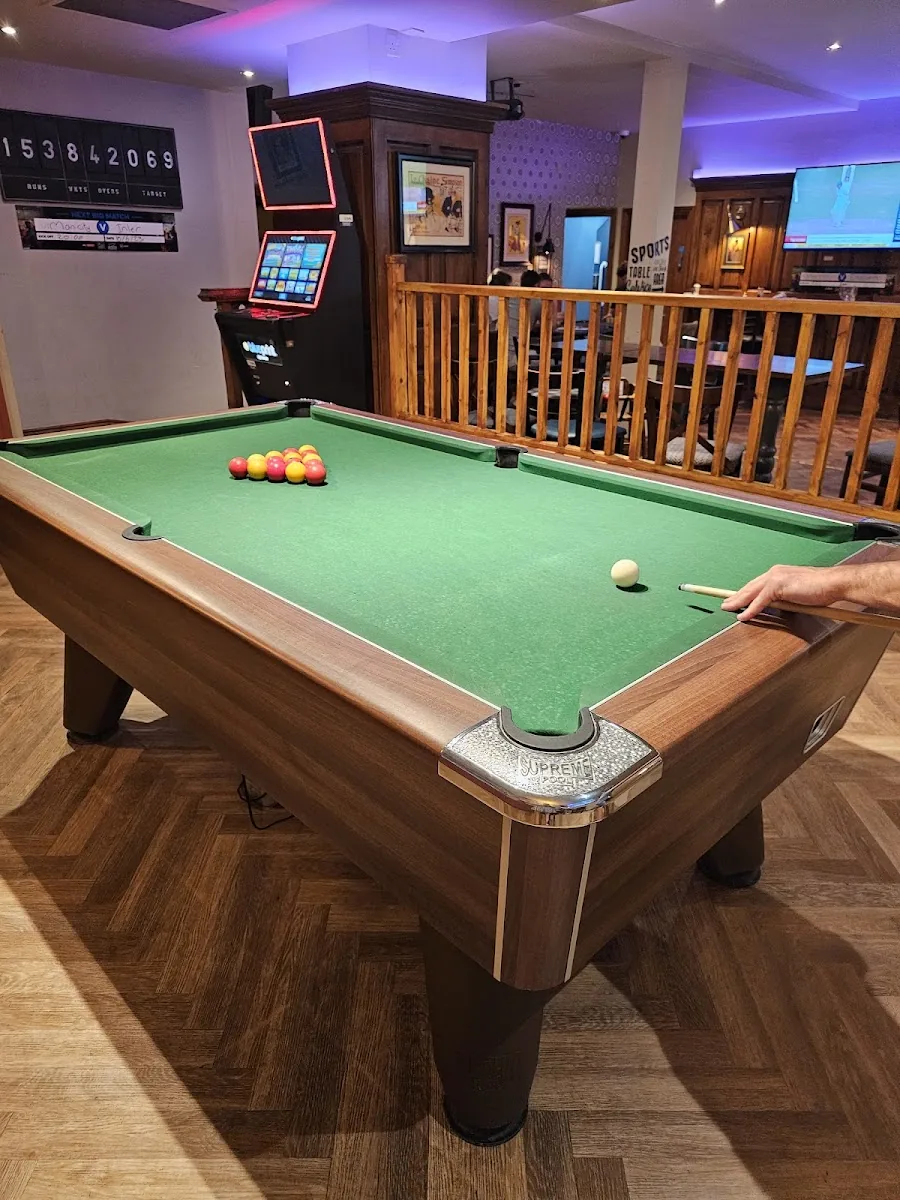 The Redbridge gallery 3