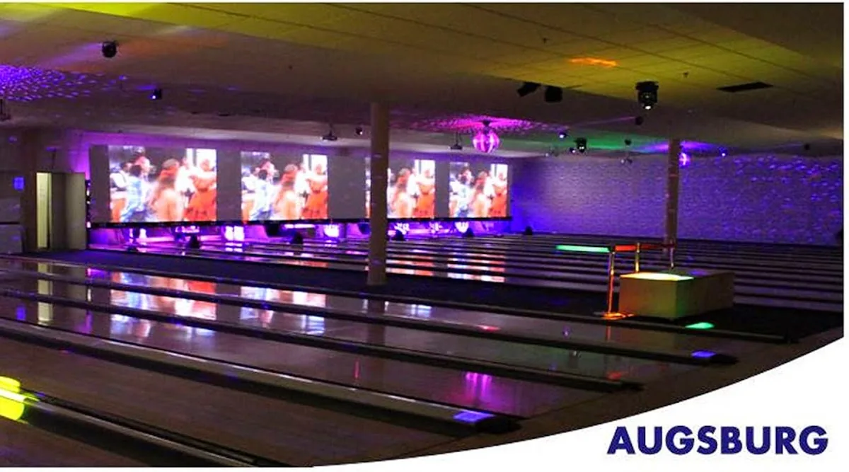 Blu Bowl Bowling gallery 2