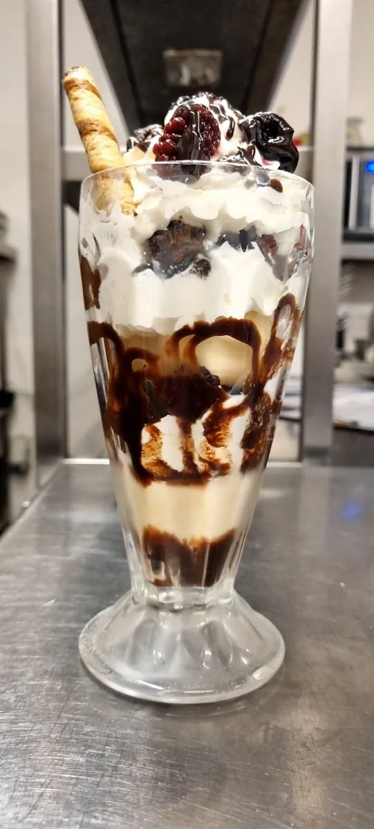 Willie Wastles Sports Bar & Restaurant gallery 3