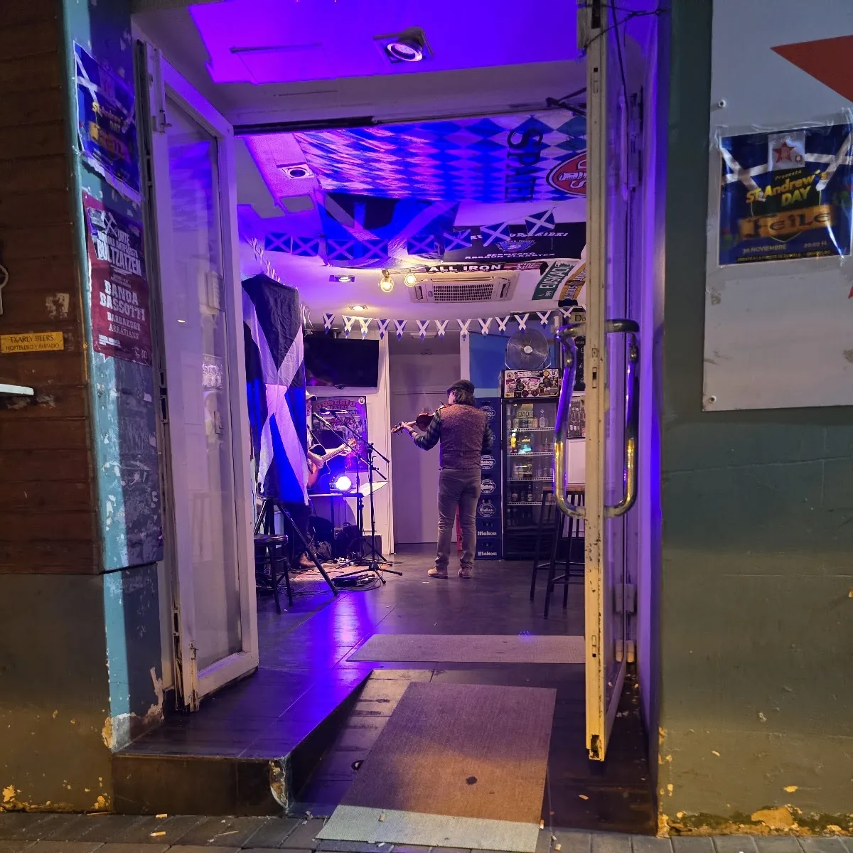 Sugoi — Juan de Garay Kalea, 8, 48901 Barakaldo, Bizkaia, Spain