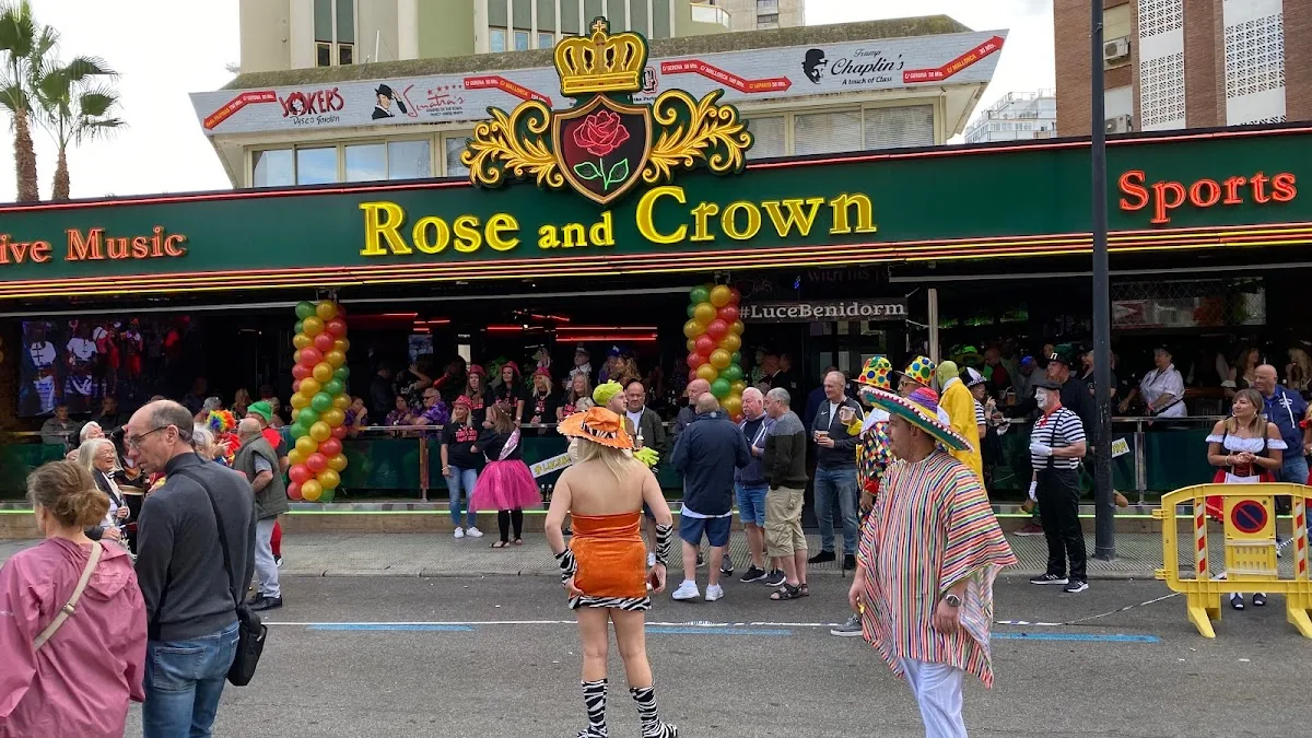 The Rose & Crown gallery 2