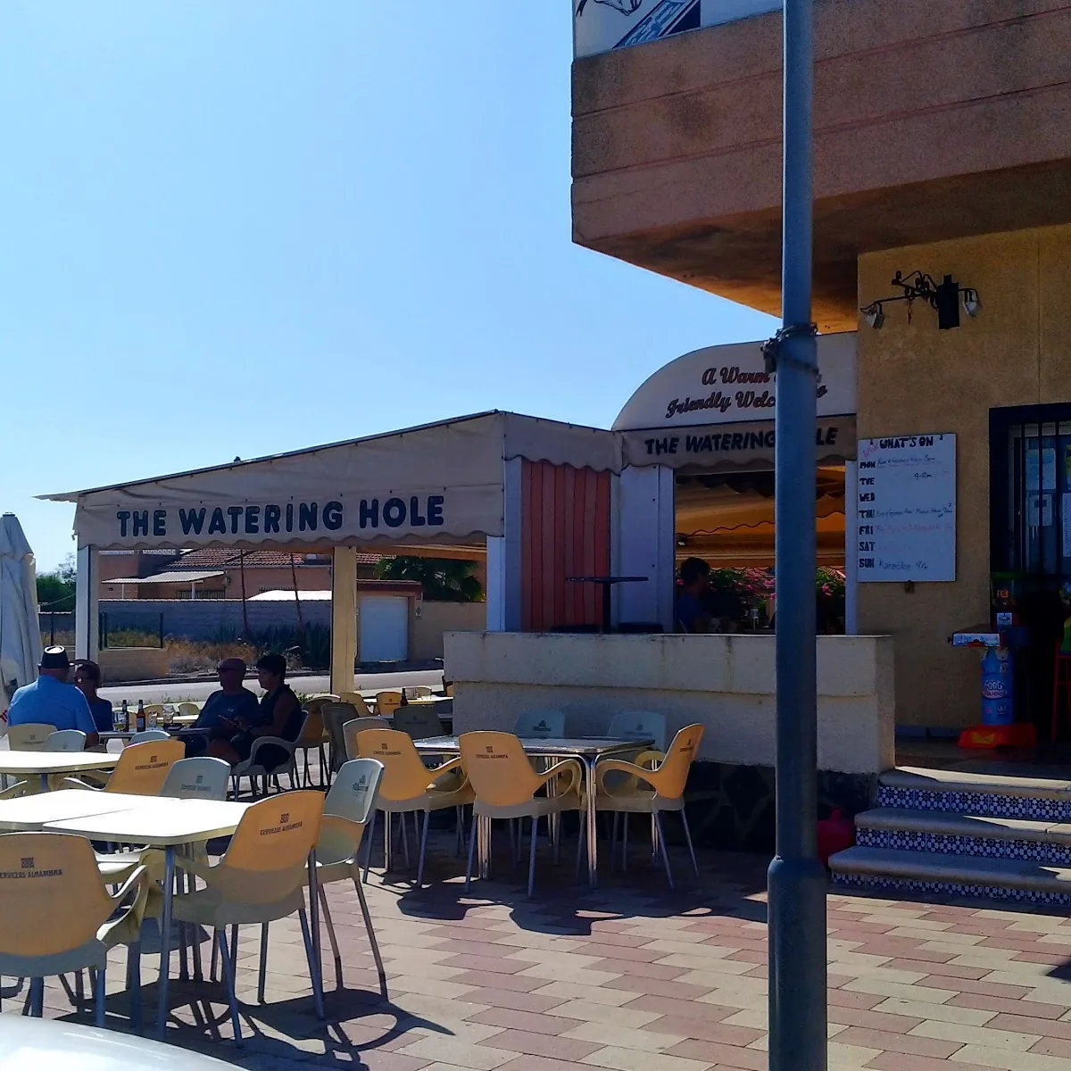 The watering hole — C. Carreño, 40, 03184 El Chaparral, Alicante, Spain