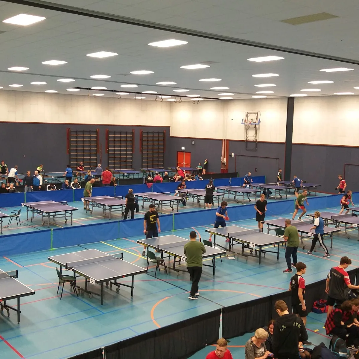 Sportcafé de Tinnegieter — Leigraaf 2, 6641 DH Beuningen, Netherlands