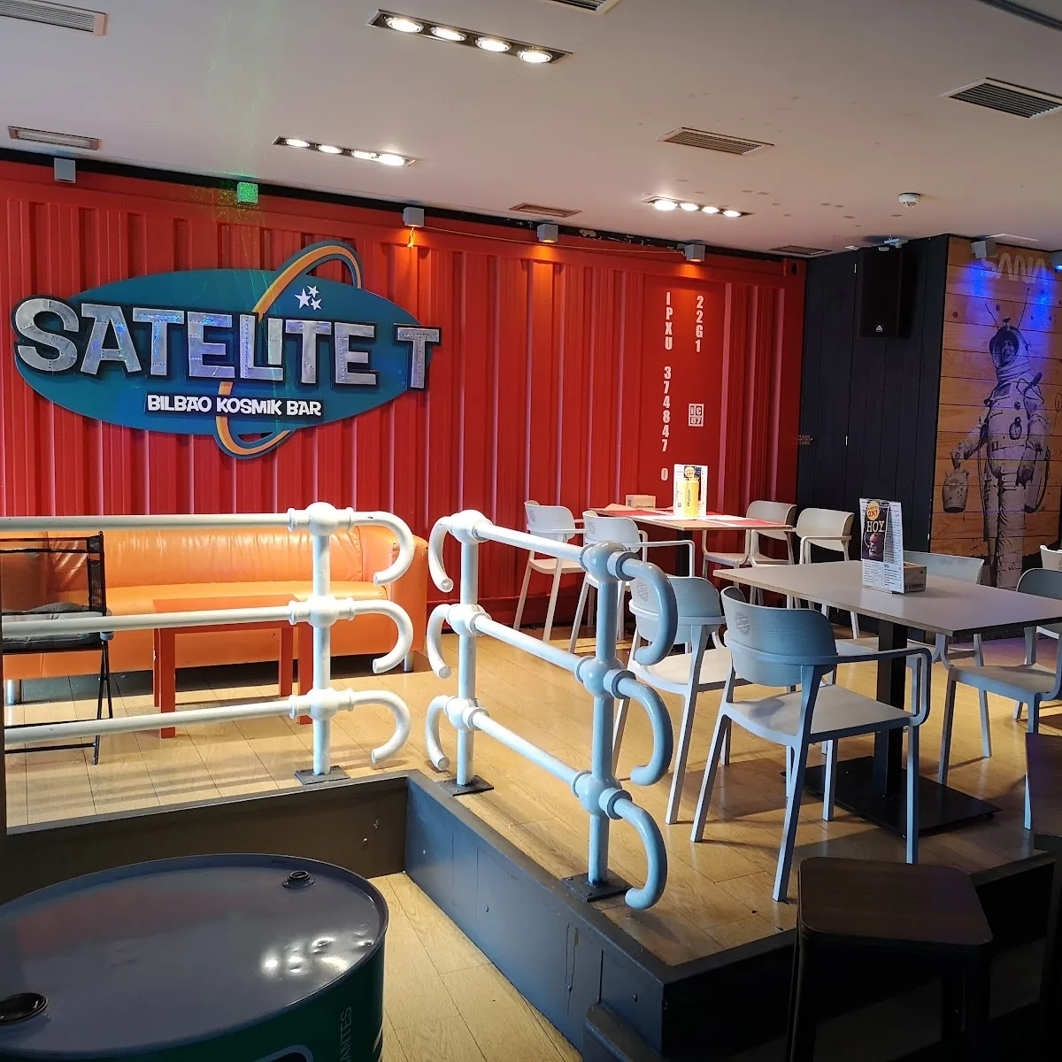 Bar Satélite — Botica Vieja, 3, Deusto, 48014 Bilbao, Biscay, Spain