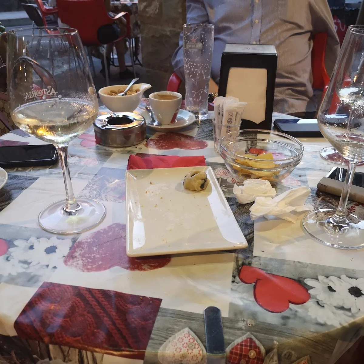 Caffetteria Bar Tavernetta — Piazza Santa Fara, 1, 29022 Bobbio PC, Italy