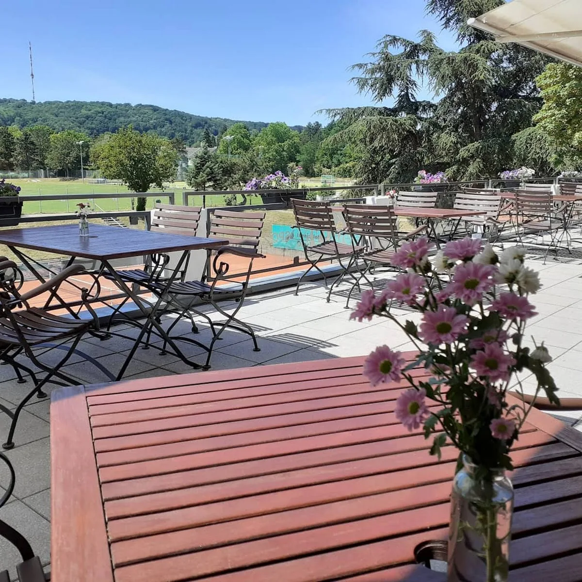 Dotty’s — Christian-Miesen-Strau00dfe 1, 53129 Bonn, Germany