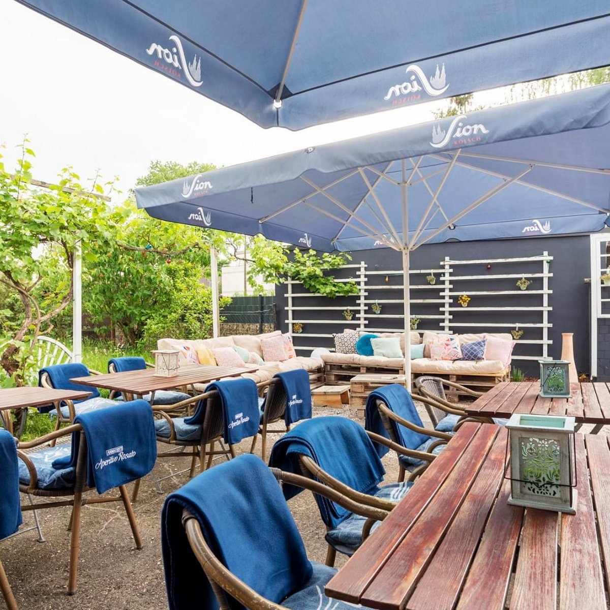 Restaurant Zum Treppchen — Marktstrau00dfe 8, 53229 Bonn, Germany