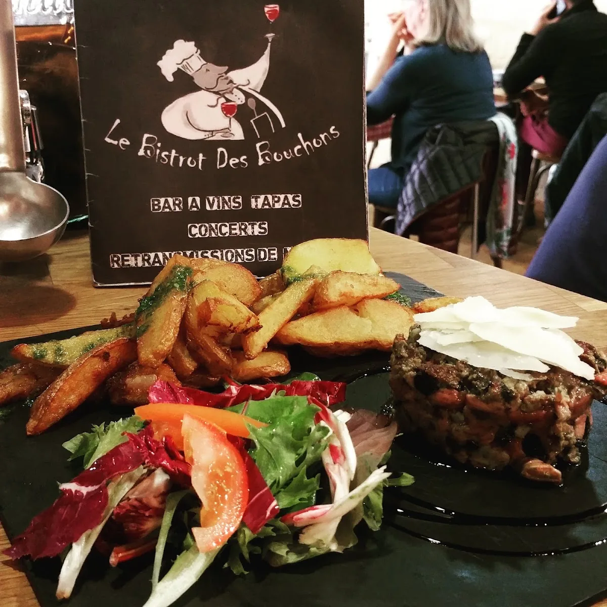 Le bistrot des bouchons gallery 3