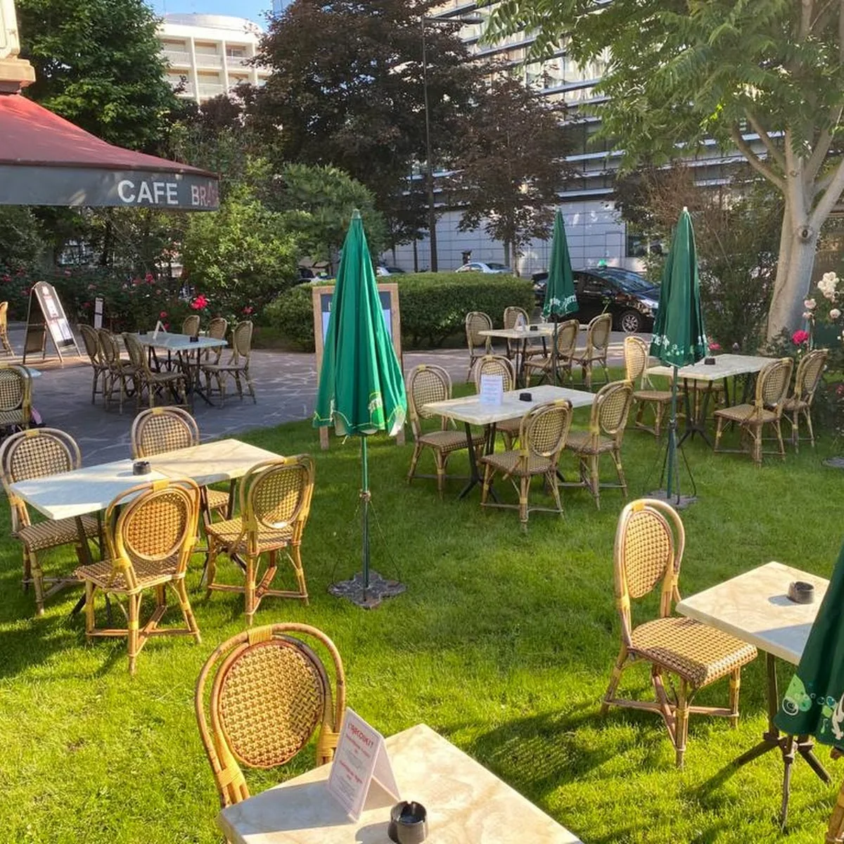 L’Arcouest — 100 Rue de Su00e8vres, 92100 Boulogne-Billancourt, France