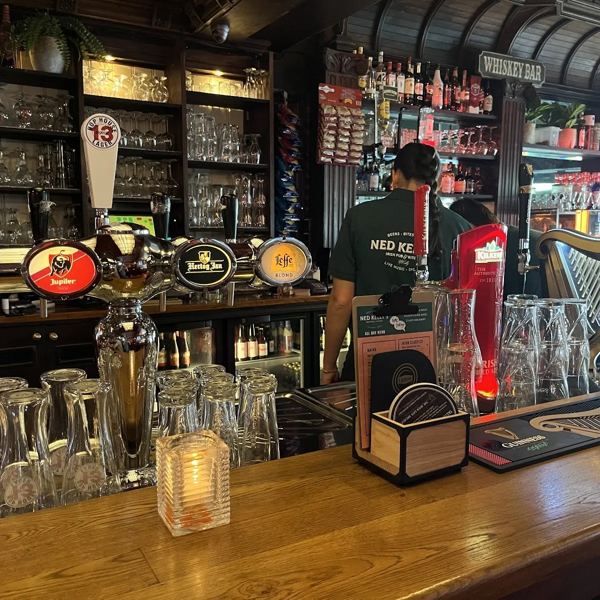 Irish pub & kitchen Ned Kelly’s — Grote Markt 52, 4811 XS Breda, Netherlands
