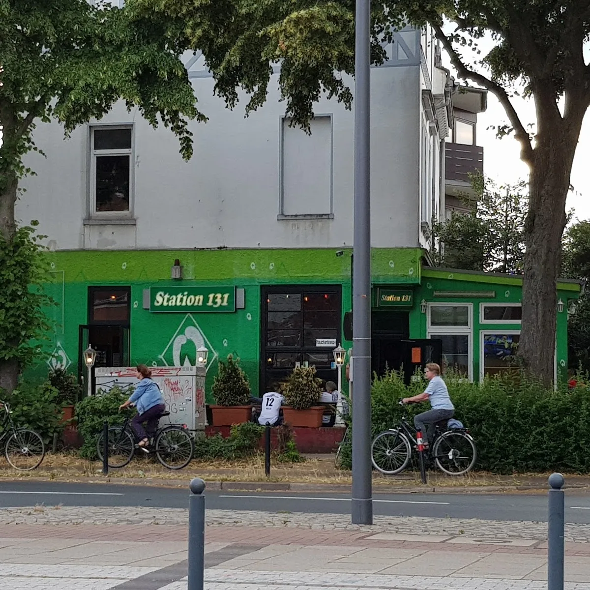 STATION 131 — Feldstrau00dfe 131, 28203 Bremen, Germany
