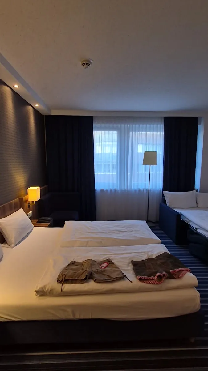 Grillfactory Bremen Airport gallery 3