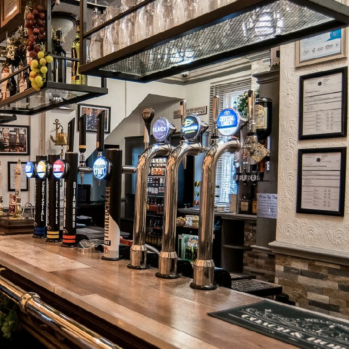 Coach & Horses — Coach & Horses, 71 Bury Old Rd, Whitefield, Prestwich, Manchester M45 6TB, United Kingdom