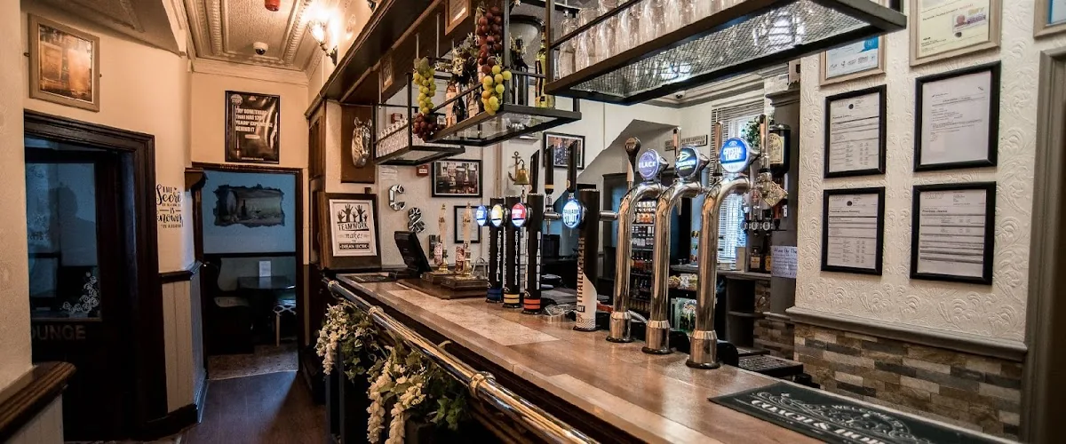 Coach & Horses gallery 2